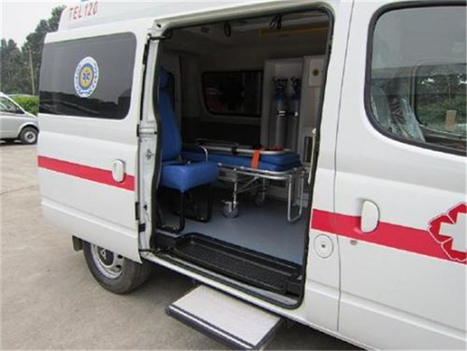 田阳救护车出租服务案例7